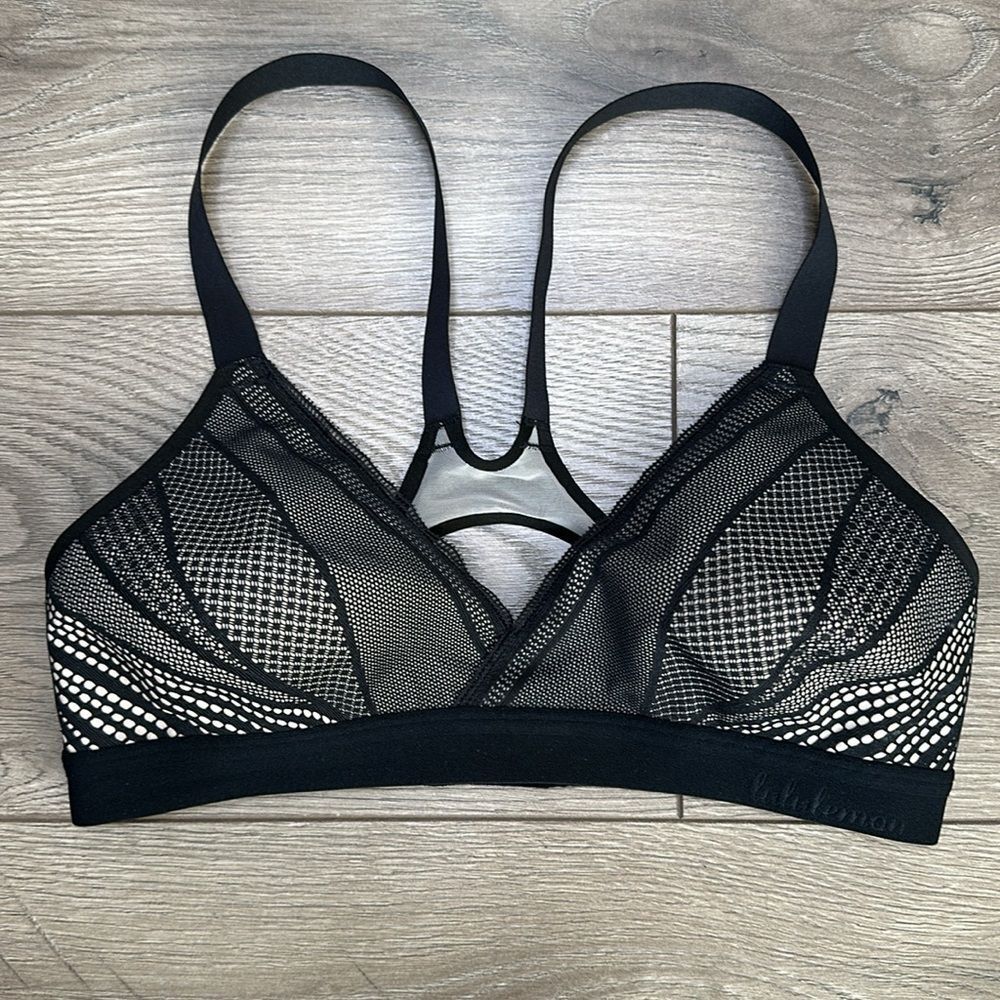 Lululemon Awake To Lace Unlined Bra Black Beige Size 32C